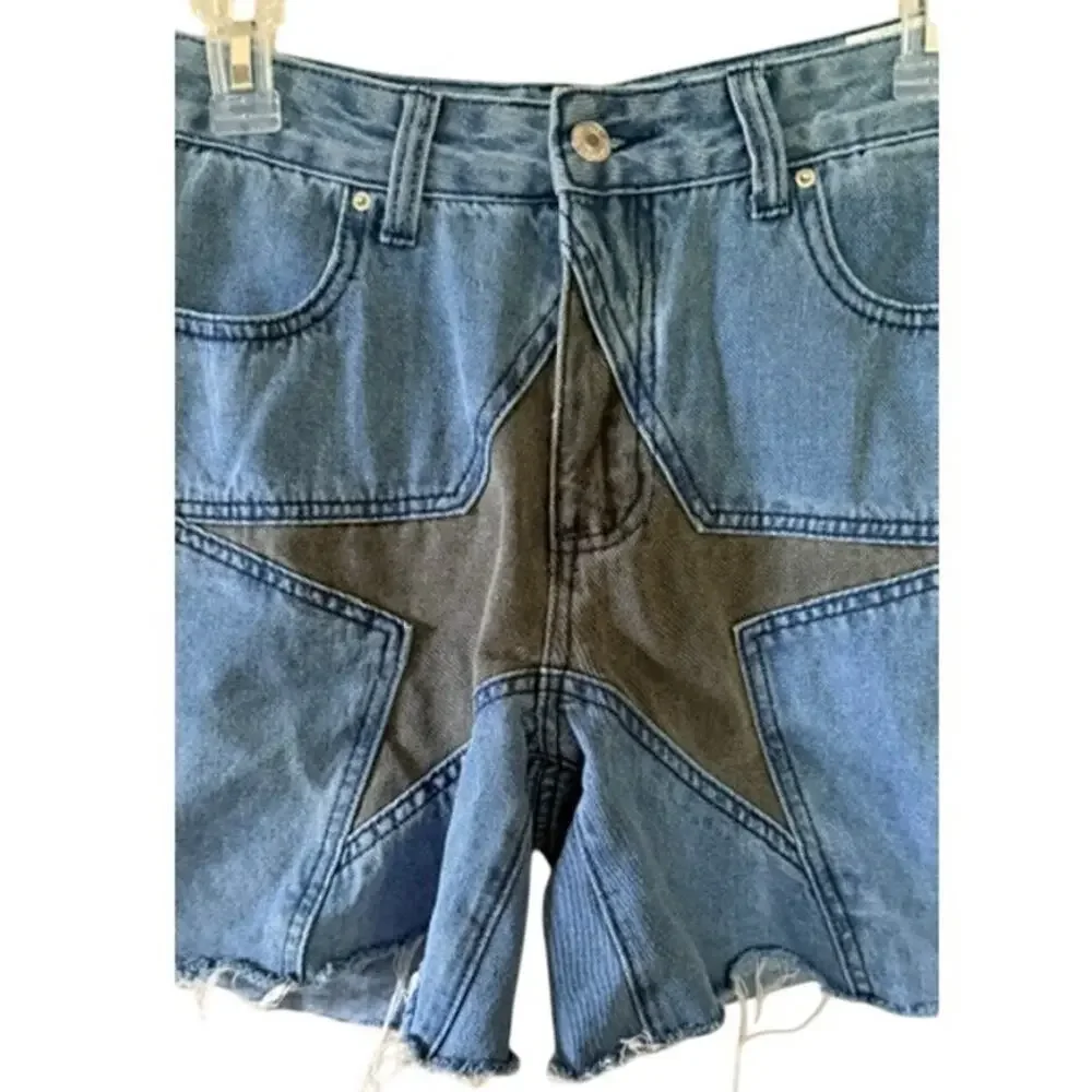 ROMWE Women’s Star Patchwork Denim Shorts Blue Raw Hem Size Medium Jorts
